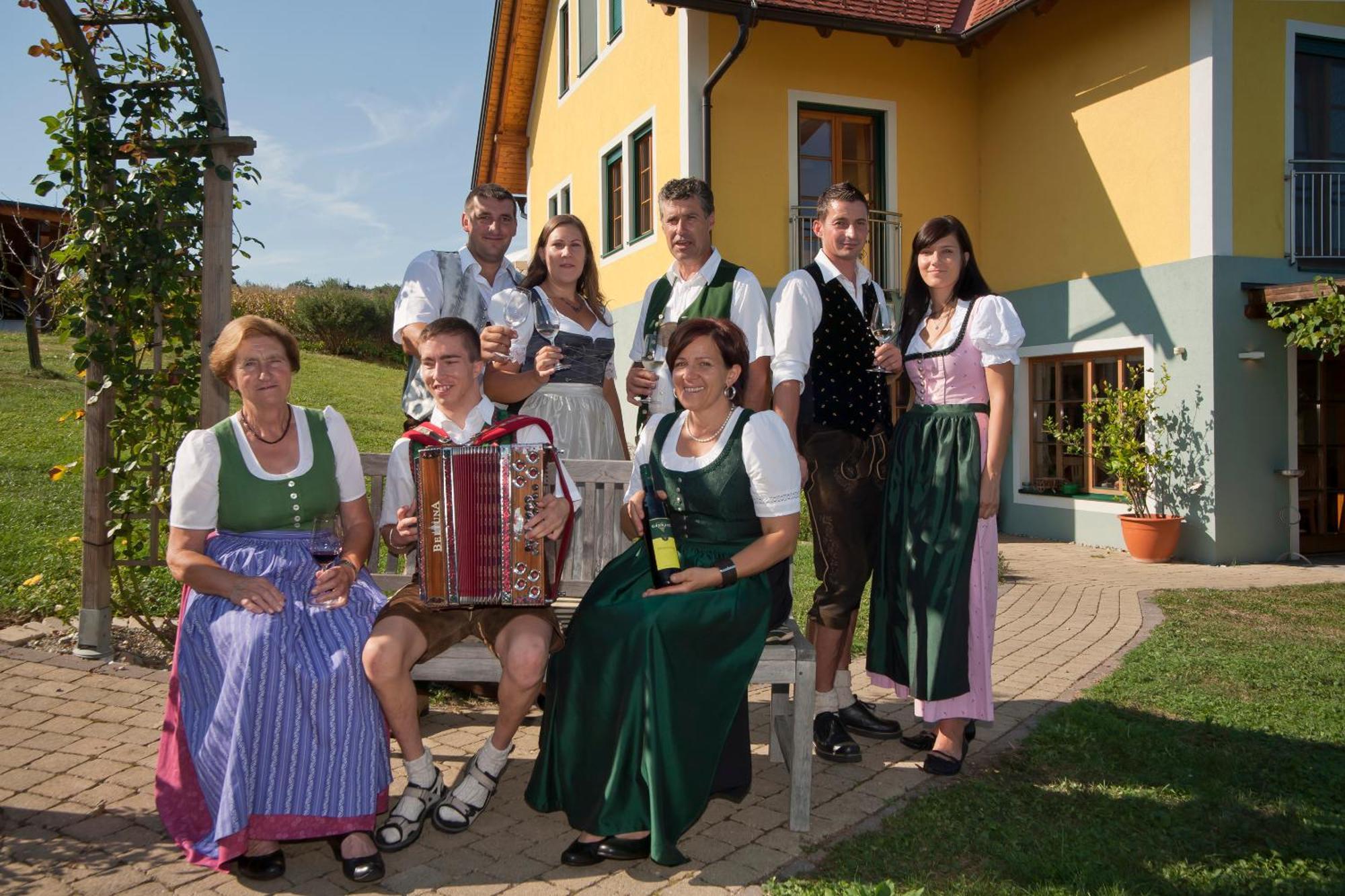 Weingut Winzerhof Gaestezimmer Grebenz Großklein Esterno foto